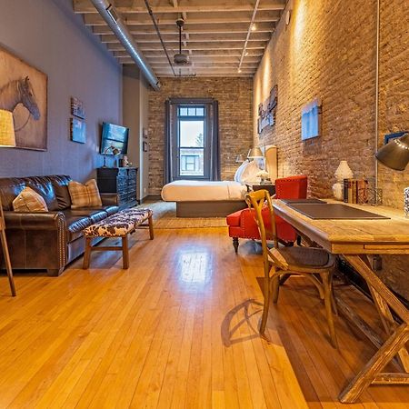 Hip Urban Loft-Small Town Charm-124 Lofts #2 West Dundee المظهر الخارجي الصورة