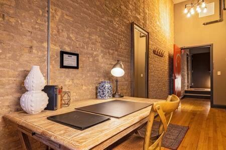 Hip Urban Loft-Small Town Charm-124 Lofts #2 West Dundee المظهر الخارجي الصورة